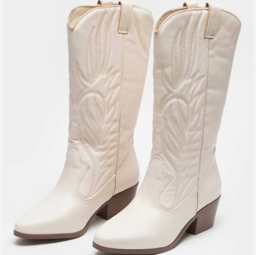 Qupid Montana cowgirl boot